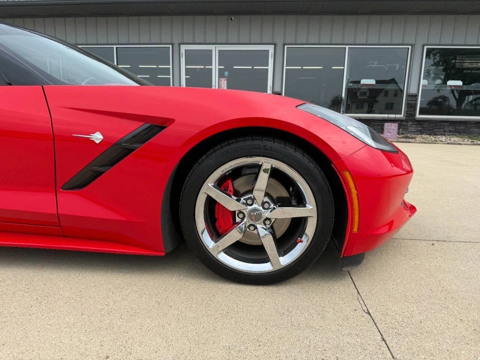 2015 Chevrolet Corvette C7 - Image 18 of 31