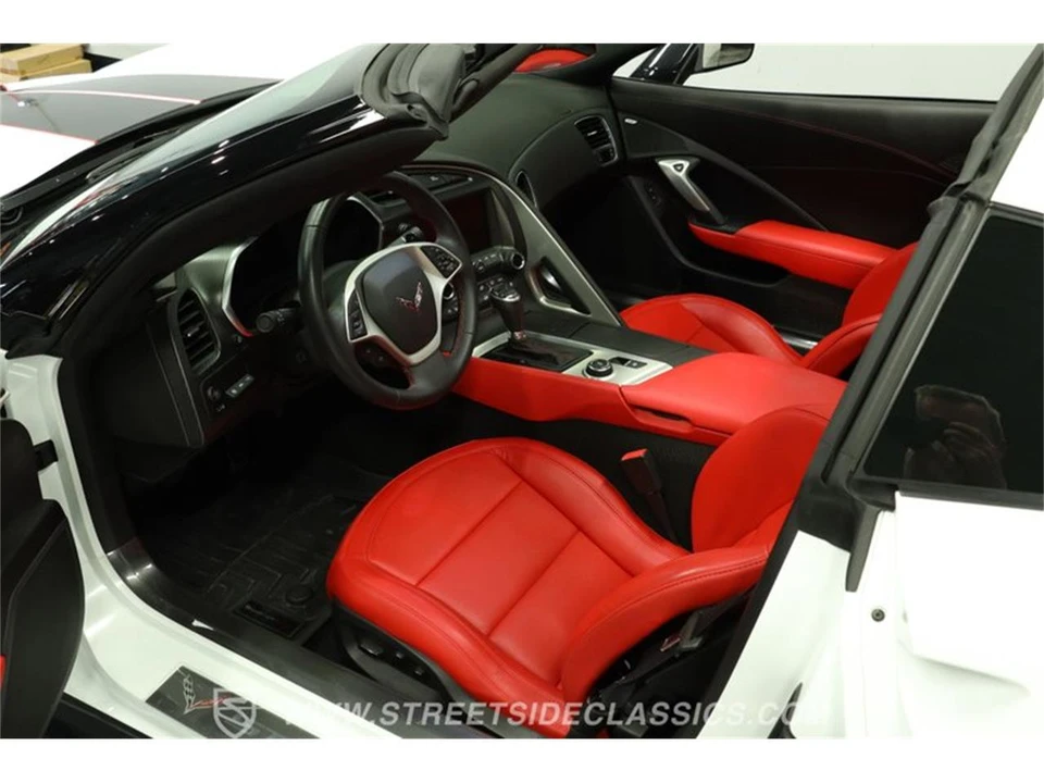 2015 Chevrolet Corvette C7 - Image 4 of 31
