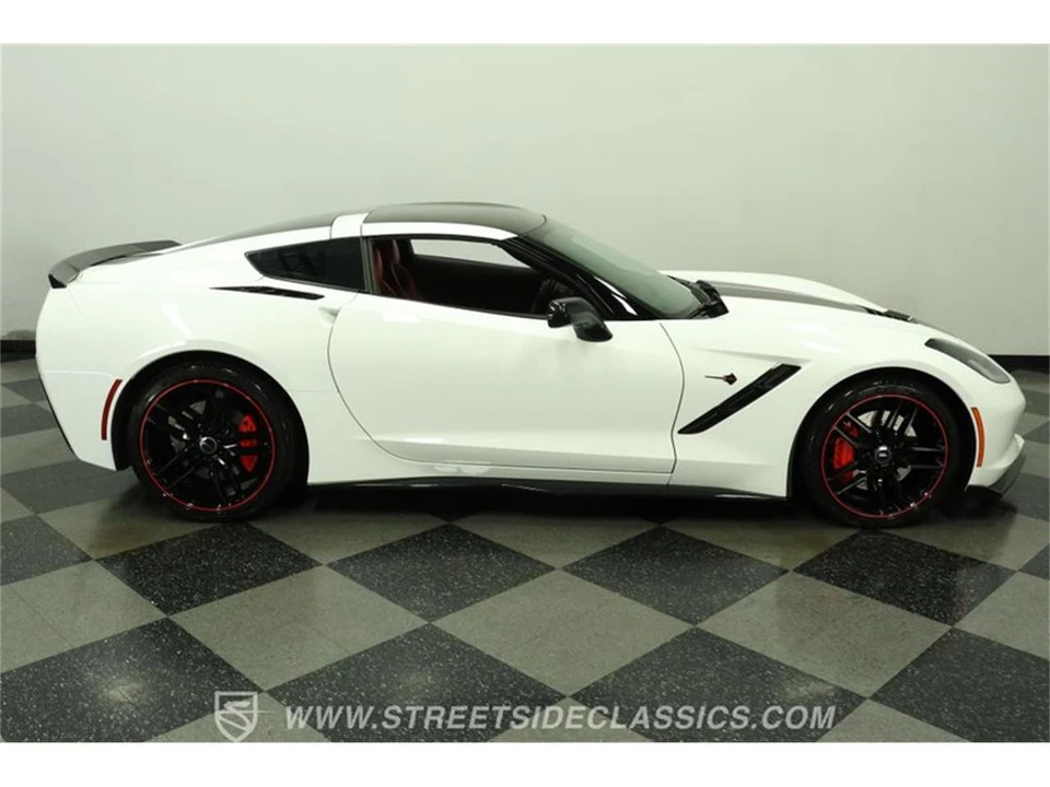2015 Chevrolet Corvette C7 - Image 13 of 31