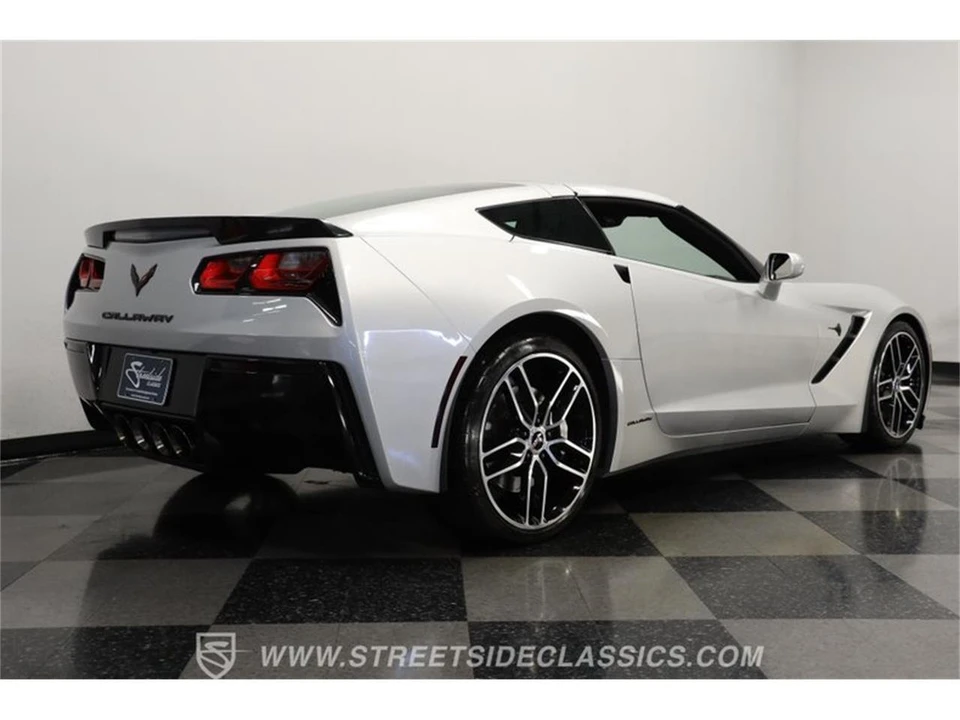2015 Chevrolet Corvette C7 - Image 25 of 31