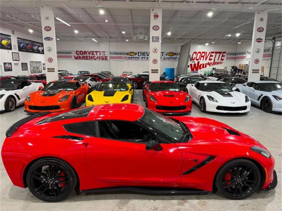 2015 Chevrolet Corvette C7 - Image 6 of 10