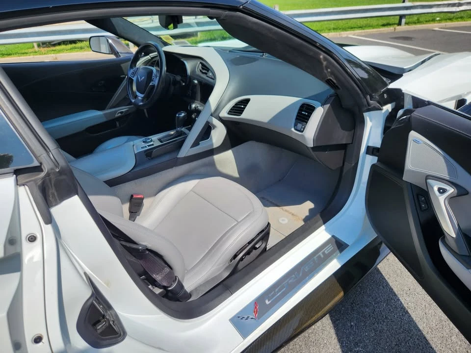 2015 Chevrolet Corvette C7 - Image 9 of 15