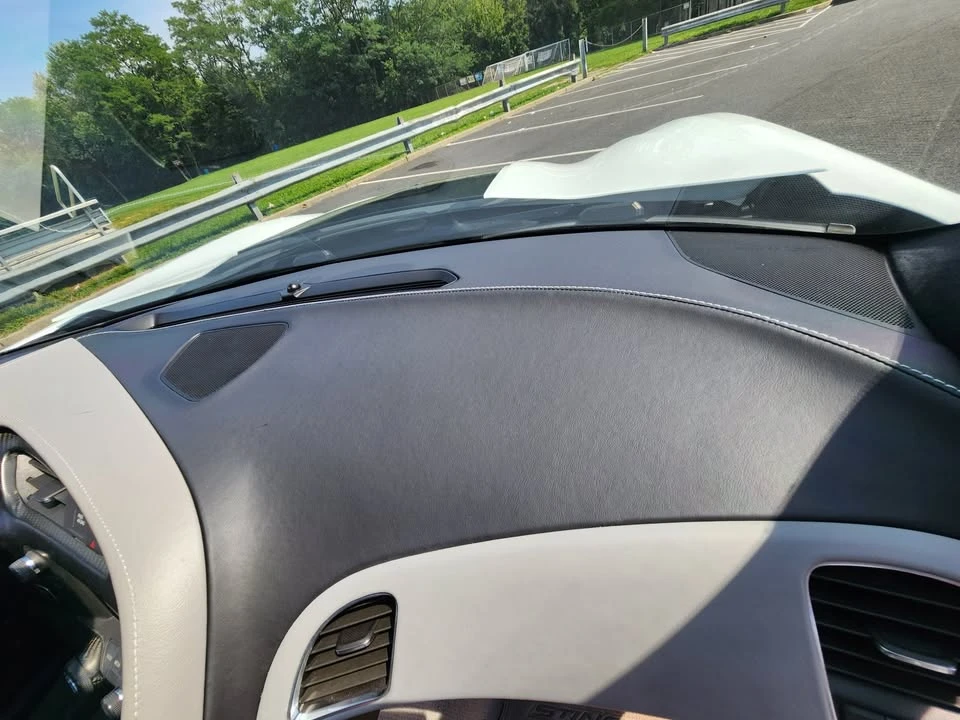 2015 Chevrolet Corvette C7 - Image 10 of 15