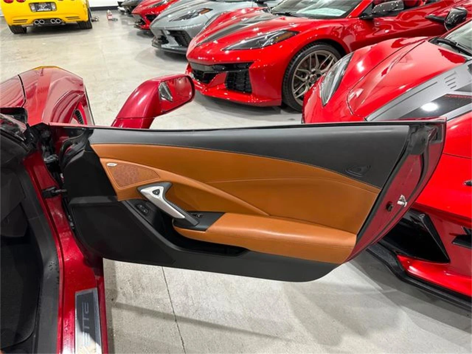 2015 Chevrolet Corvette C7 - Image 14 of 30
