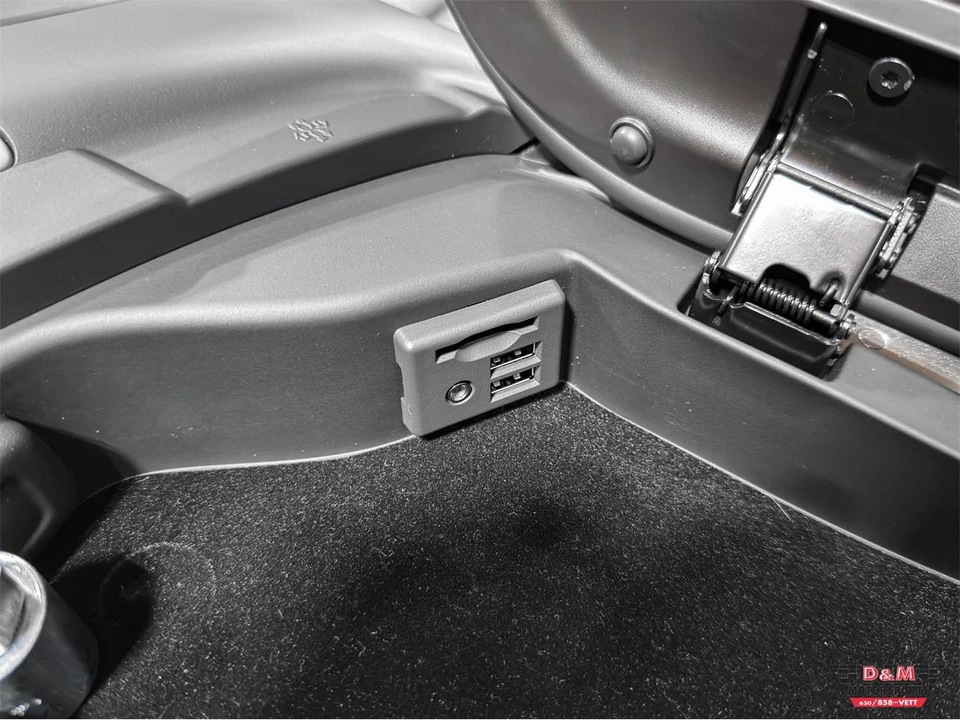 2015 Chevrolet Corvette C7 - Image 25 of 31