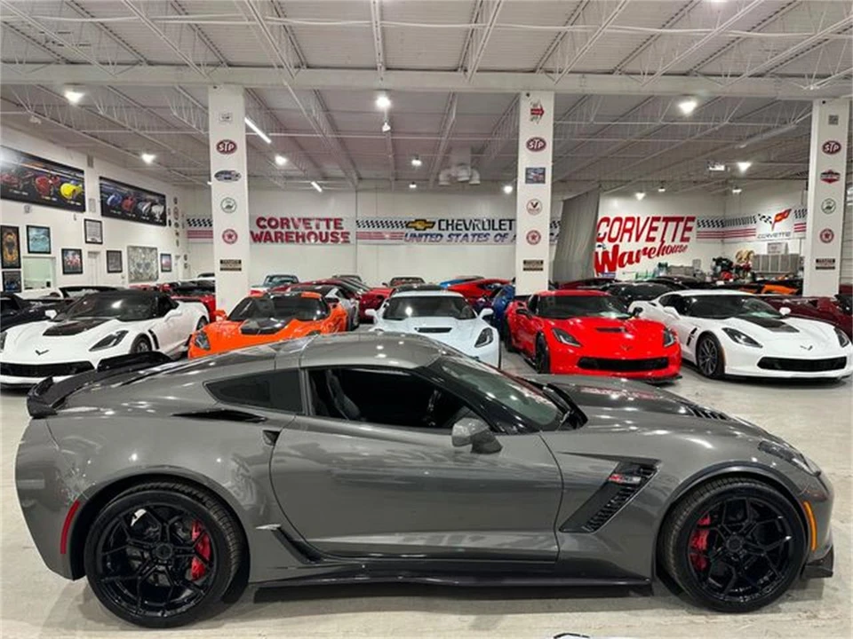2015 Chevrolet Corvette C7 - Image 6 of 30