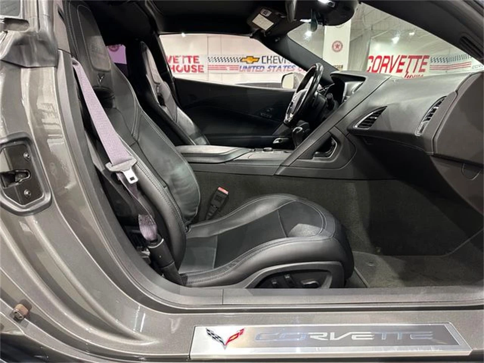 2015 Chevrolet Corvette C7 - Image 9 of 30