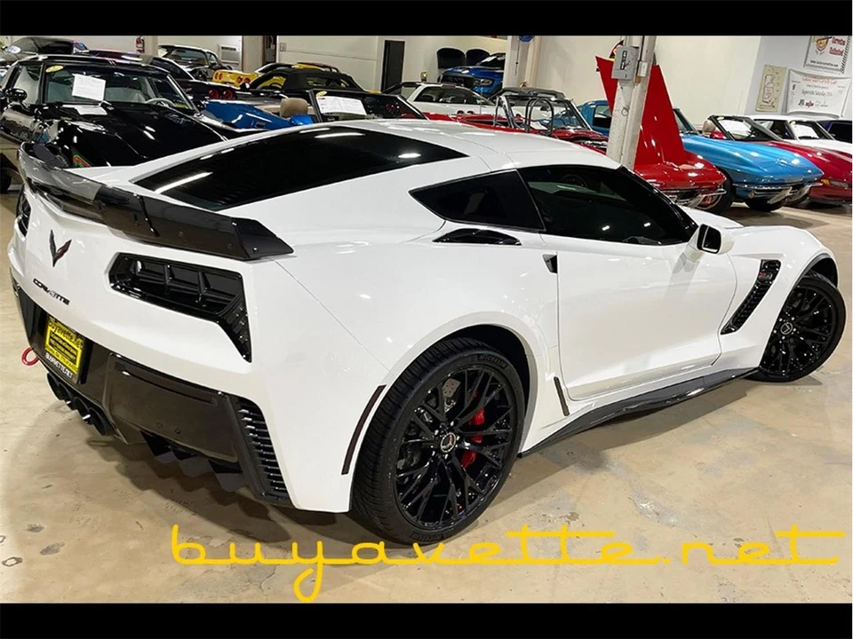 2015 Chevrolet Corvette C7 - Image 2 of 31