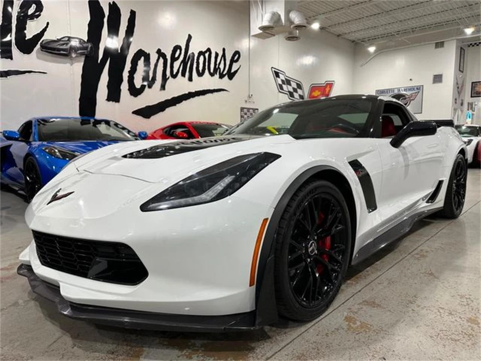 2015 Chevrolet Corvette C7 - Image 16 of 29