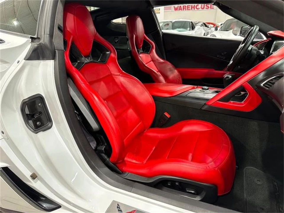 2015 Chevrolet Corvette C7 - Image 9 of 29