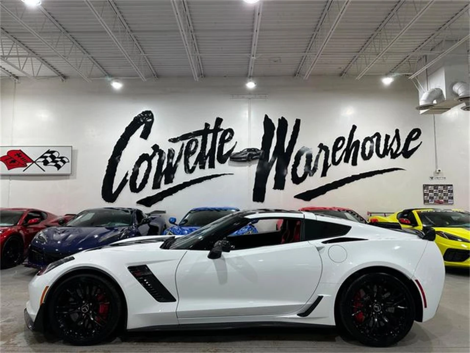 2015 Chevrolet Corvette C7 - Image 2 of 29
