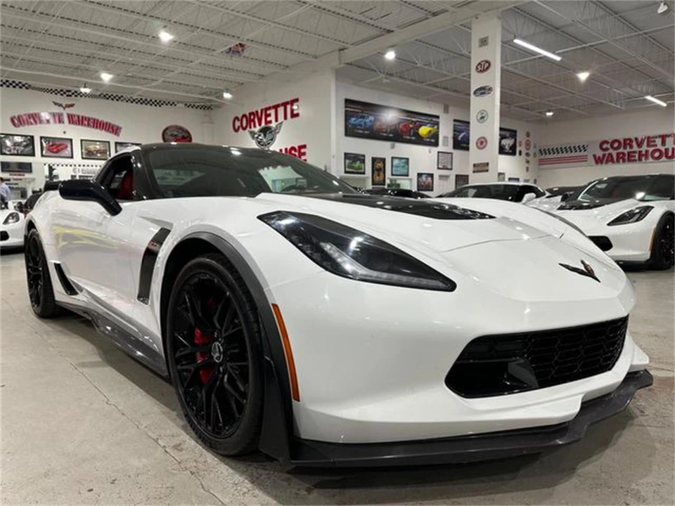 2015 Chevrolet Corvette C7 - Image 5 of 29