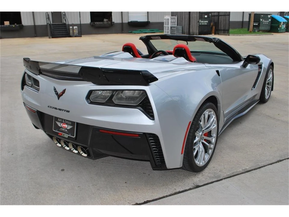 2015 Chevrolet Corvette C7 - Image 2 of 31
