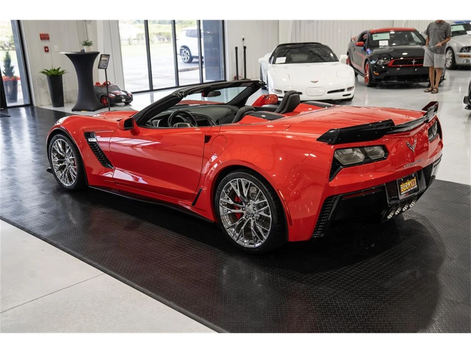 2015 Chevrolet Corvette C7 - Image 6 of 31