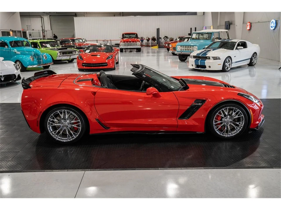 2015 Chevrolet Corvette C7 - Image 12 of 31