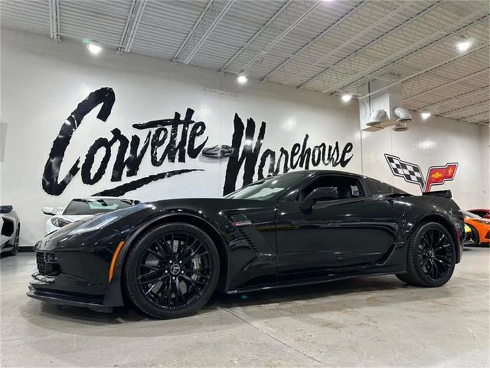 2015 Chevrolet Corvette C7 - Image 2 of 30