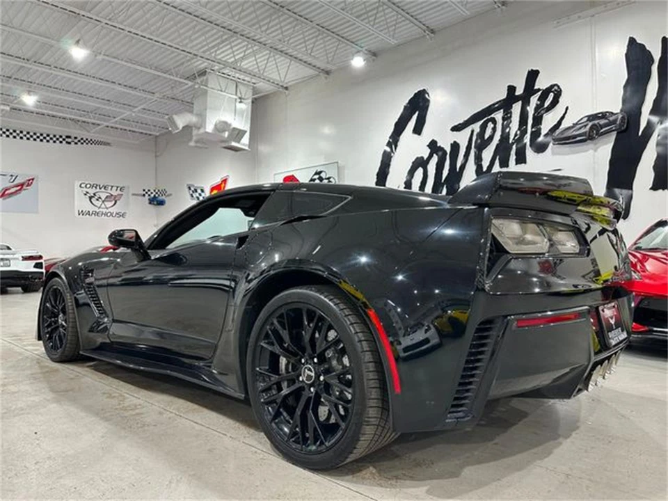 2015 Chevrolet Corvette C7 - Image 17 of 30