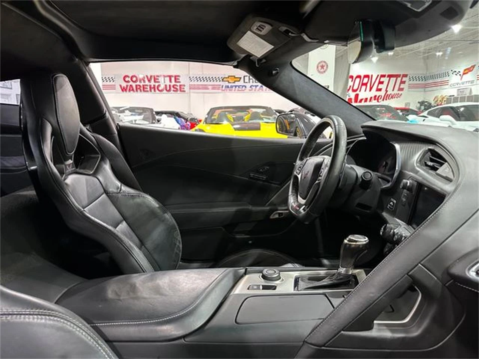2015 Chevrolet Corvette C7 - Image 25 of 30