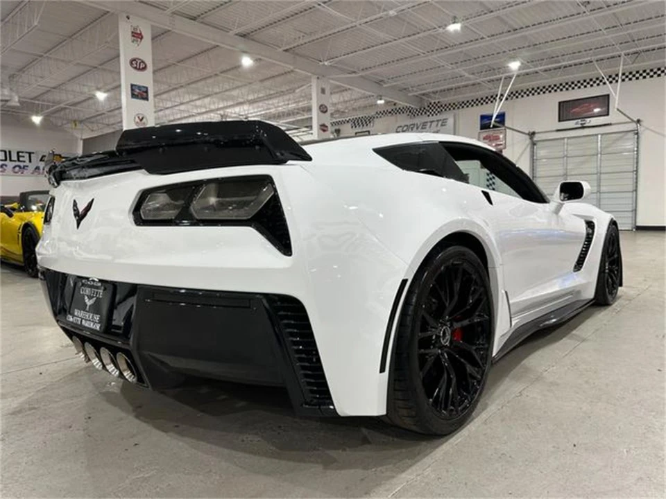 2015 Chevrolet Corvette C7 - Image 3 of 30