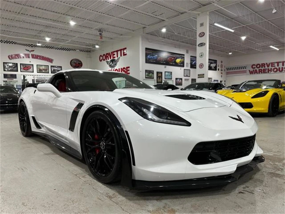 2015 Chevrolet Corvette C7 - Image 5 of 30