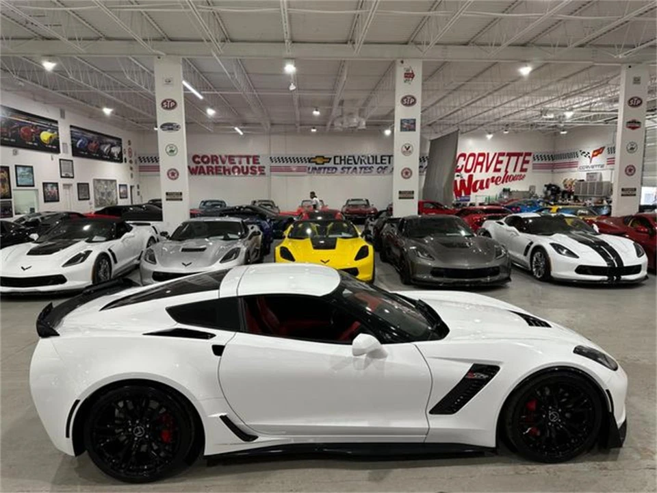 2015 Chevrolet Corvette C7 - Image 6 of 30