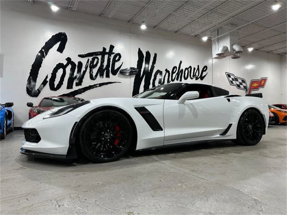 2015 Chevrolet Corvette C7 - Image 17 of 30