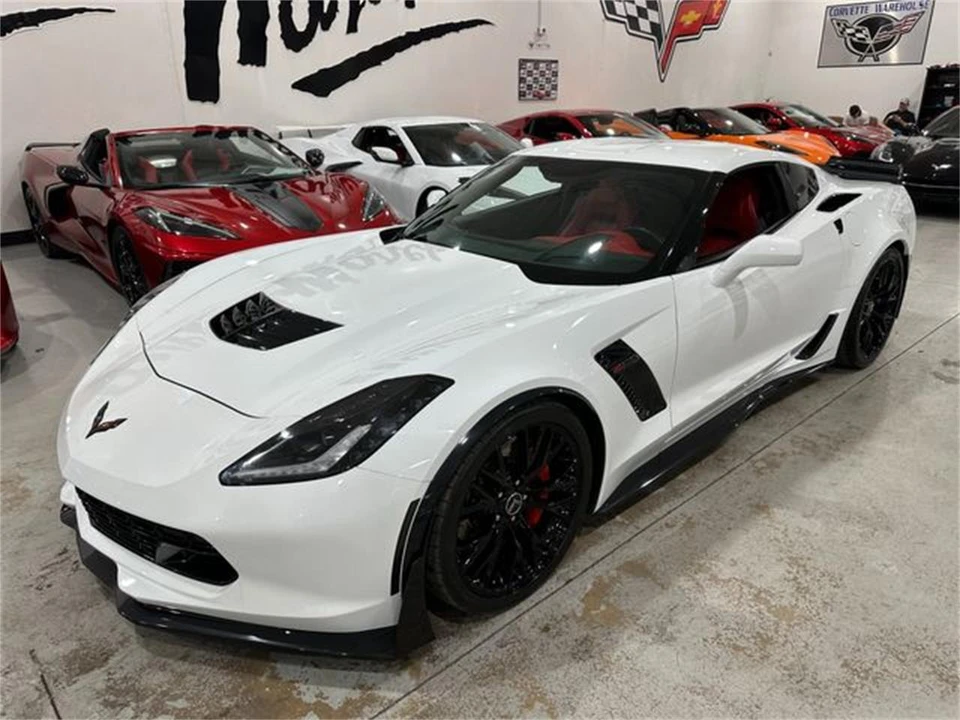 2015 Chevrolet Corvette C7 - Image 29 of 30