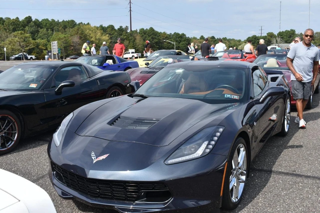 2015 Chevrolet Corvette C7 - Image 8 of 9