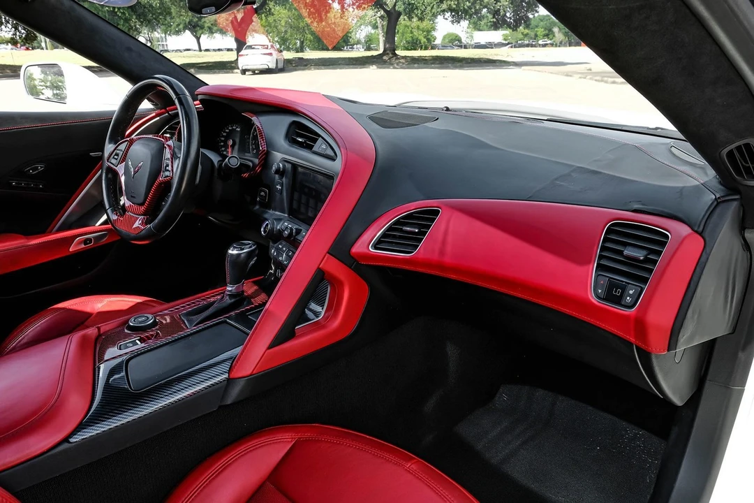 2015 Chevrolet Corvette C7 - Image 15 of 31