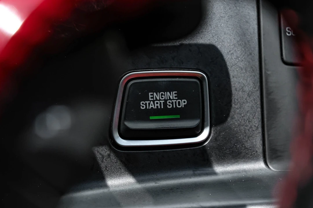 2015 Chevrolet Corvette C7 - Image 21 of 31