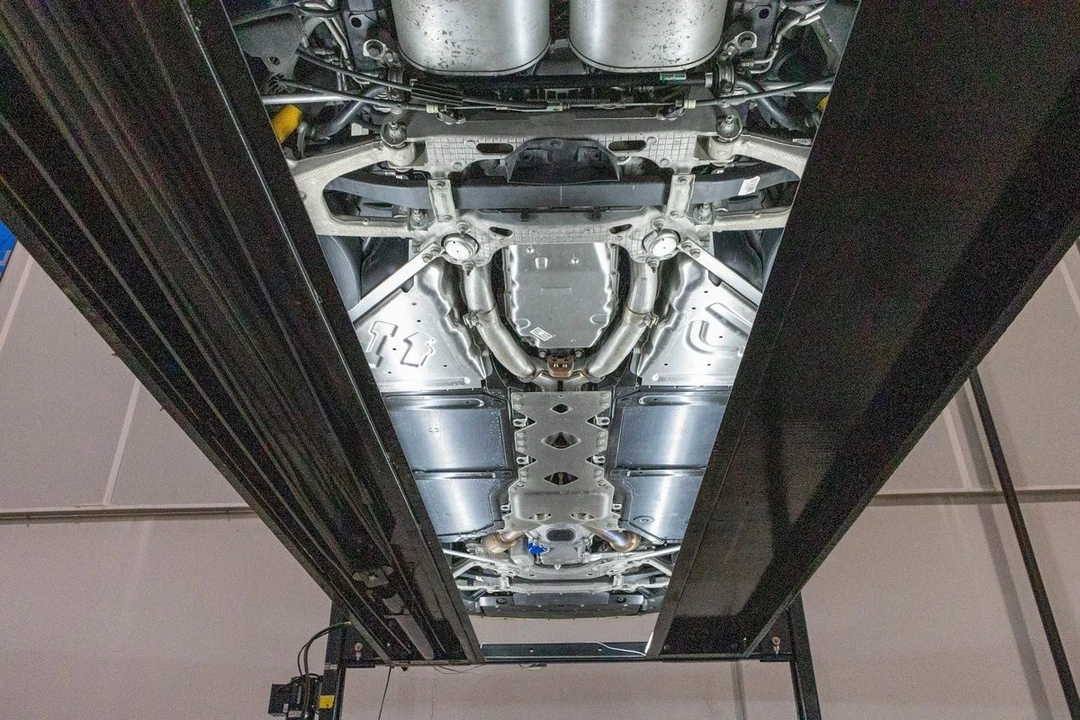 2015 Chevrolet Corvette C7 - Image 17 of 31
