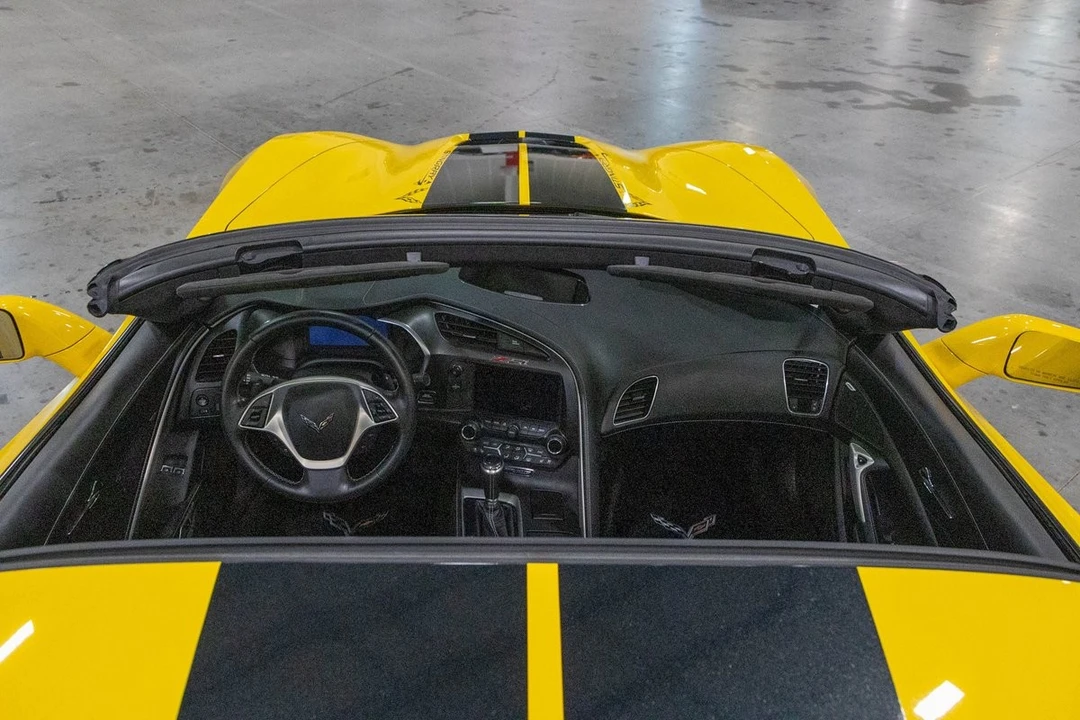 2015 Chevrolet Corvette C7 - Image 20 of 31