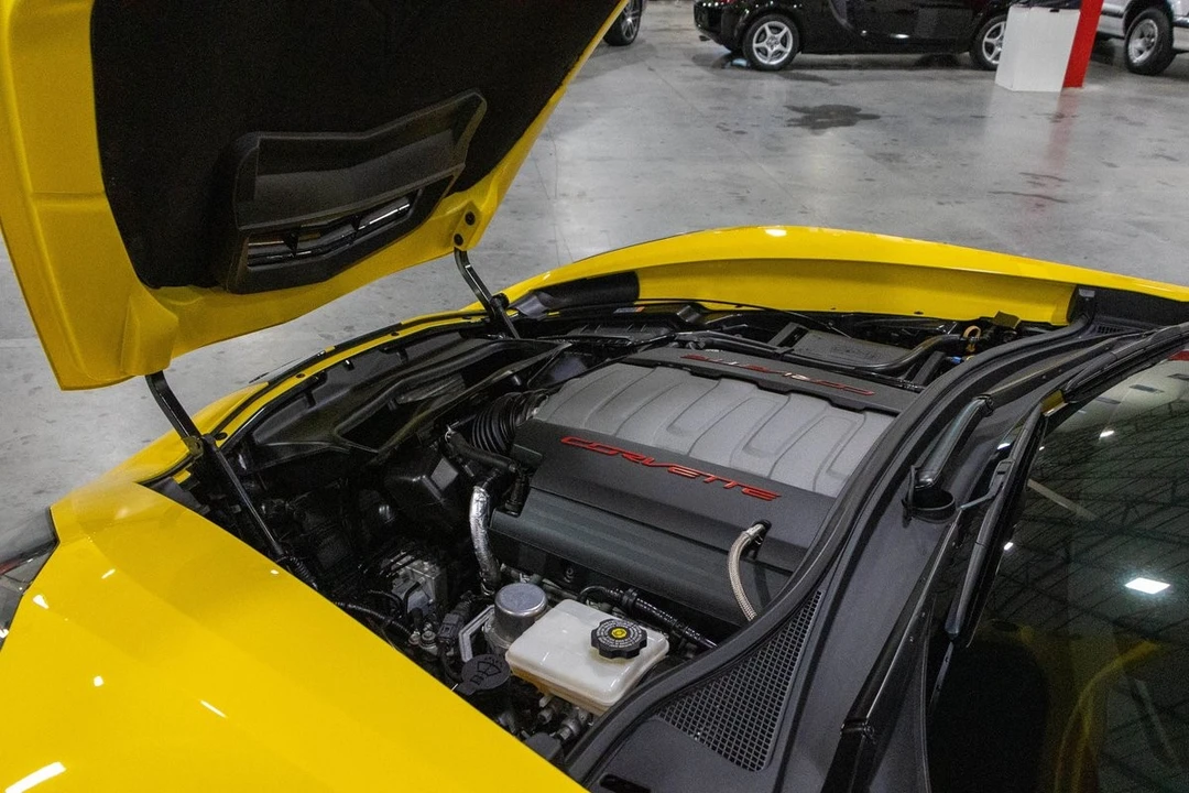 2015 Chevrolet Corvette C7 - Image 16 of 31