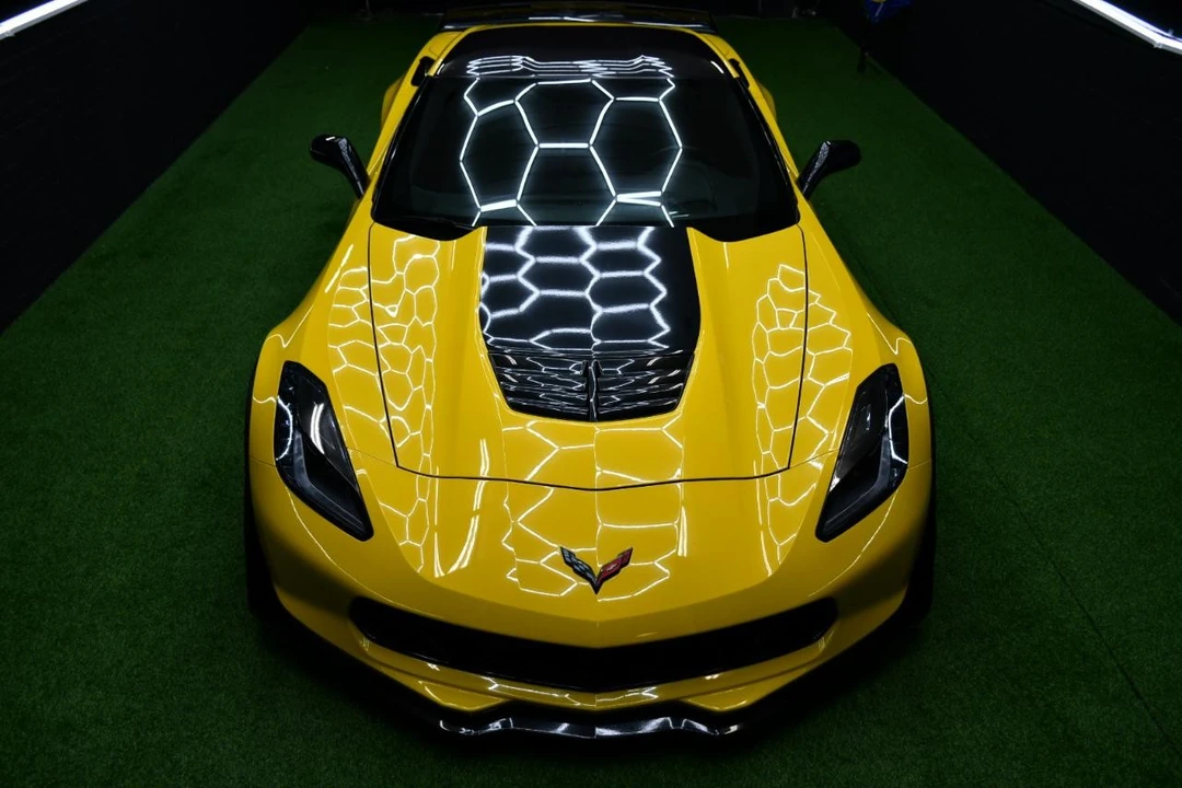 2015 Chevrolet Corvette C7 Z06 - Image 16 of 31
