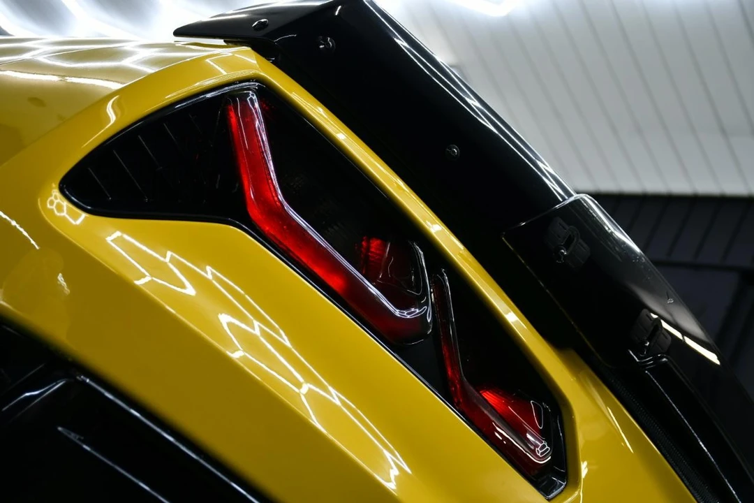 2015 Chevrolet Corvette C7 Z06 - Image 10 of 31
