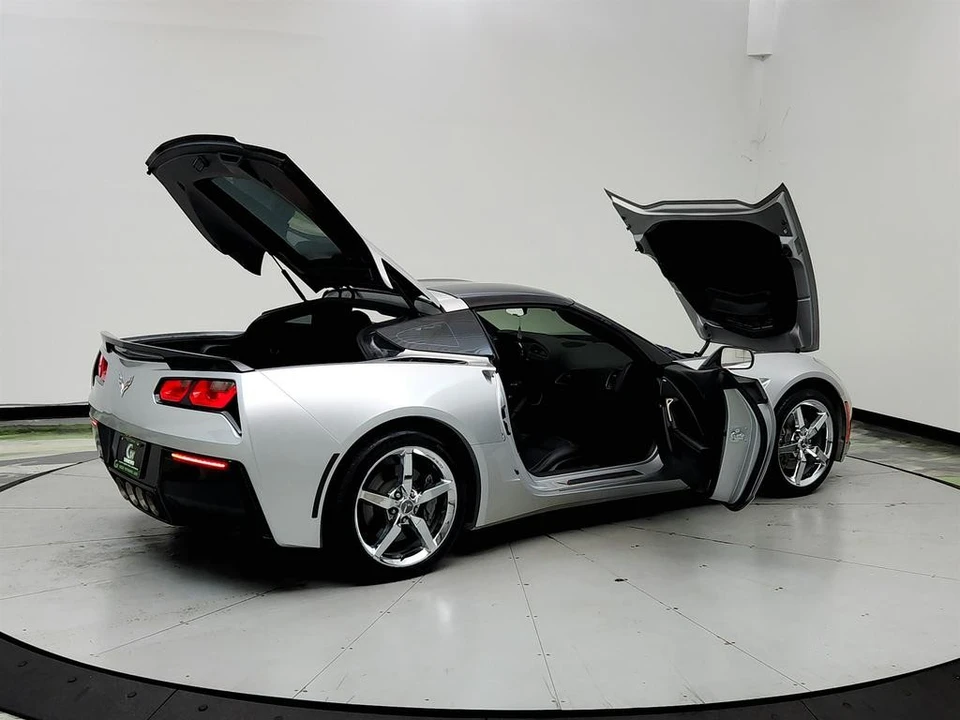 2015 Chevrolet Corvette C7 - Image 11 of 31