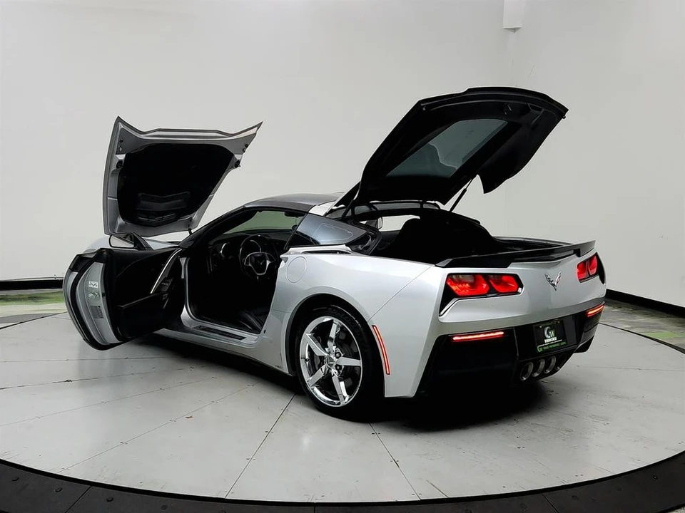 2015 Chevrolet Corvette C7 - Image 12 of 31
