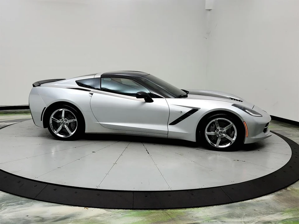 2015 Chevrolet Corvette C7 - Image 4 of 31