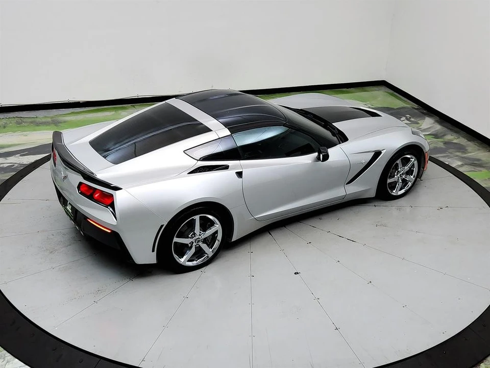 2015 Chevrolet Corvette C7 - Image 29 of 31