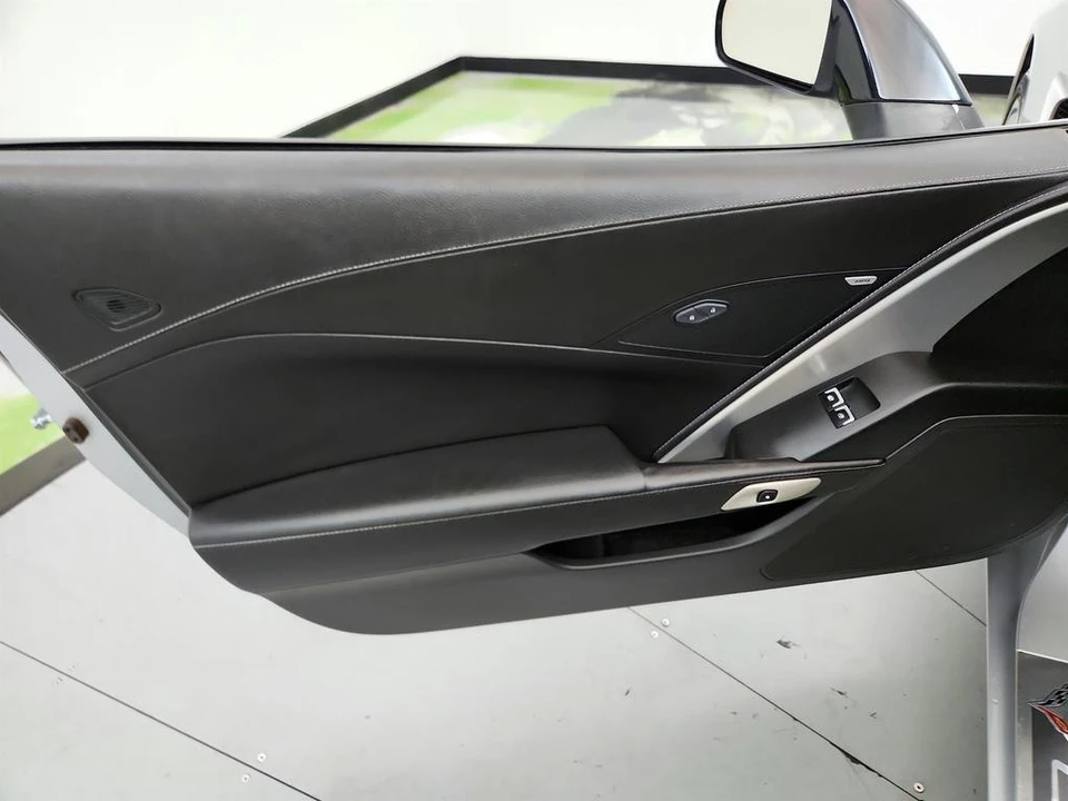 2015 Chevrolet Corvette C7 - Image 21 of 31