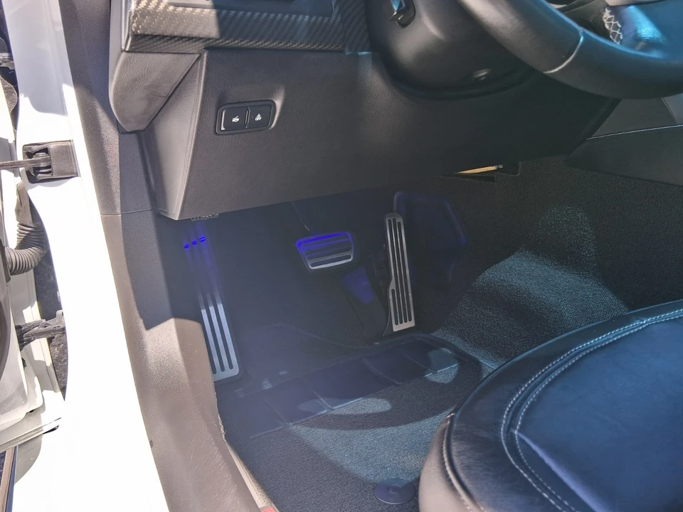 2015 Chevrolet Corvette C7 - Image 20 of 21