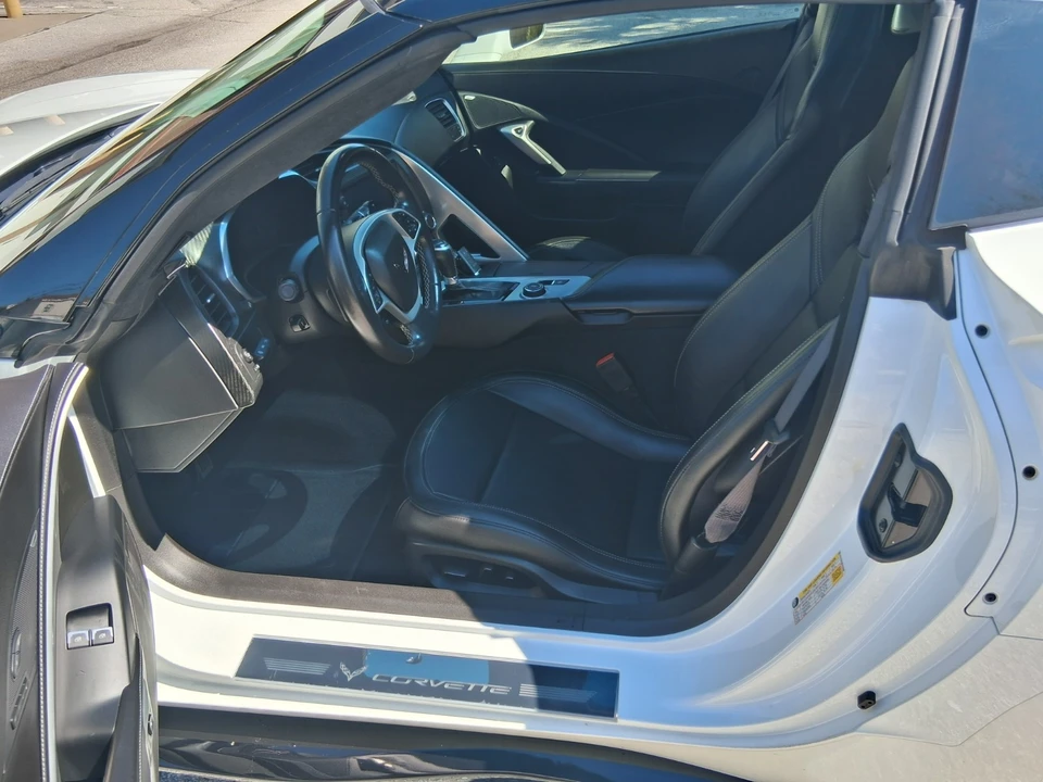 2015 Chevrolet Corvette C7 - Image 16 of 21