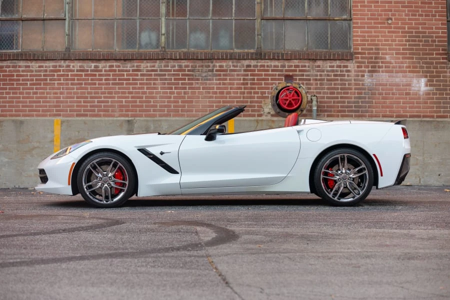 2015 Chevrolet Corvette C7 - Image 2 of 31