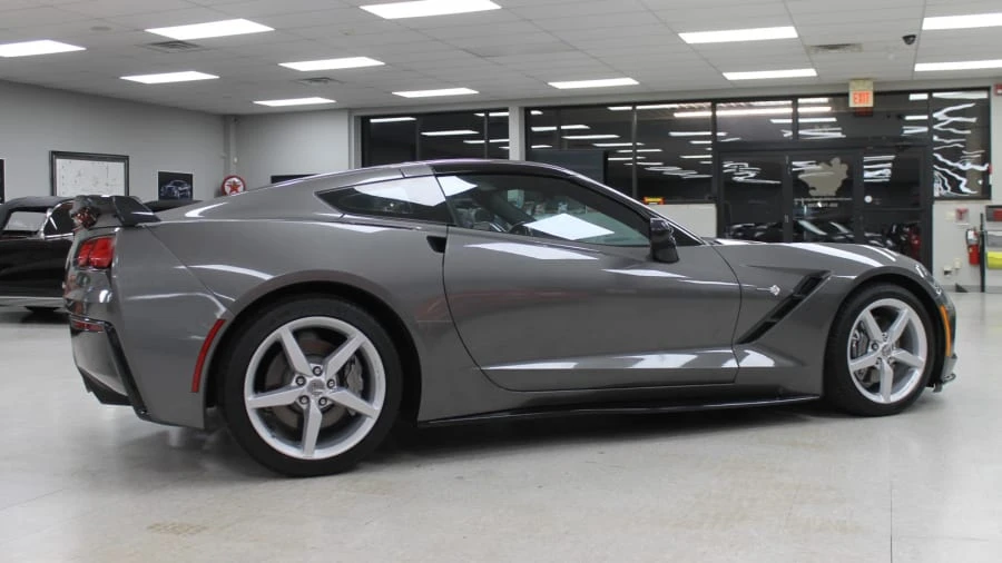 2015 Chevrolet Corvette C7 - Image 2 of 15