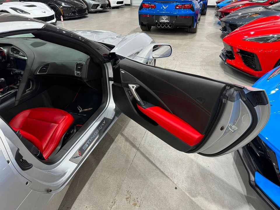 2015 Chevrolet Corvette C7 - Image 17 of 21