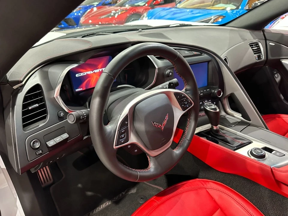 2015 Chevrolet Corvette C7 - Image 14 of 20