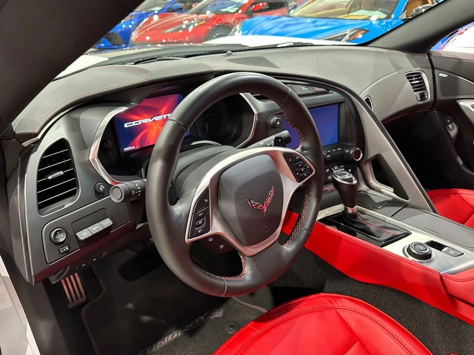 2015 Chevrolet Corvette C7 - Image 11 of 20
