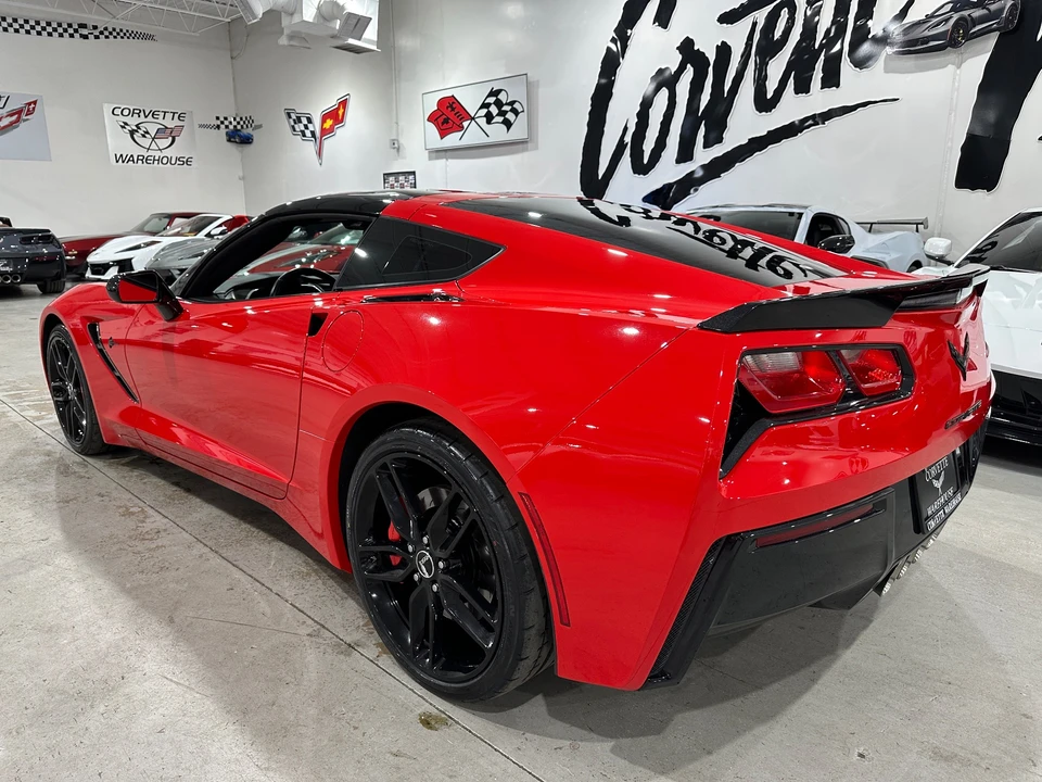 2015 Chevrolet Corvette - Image 26 of 31
