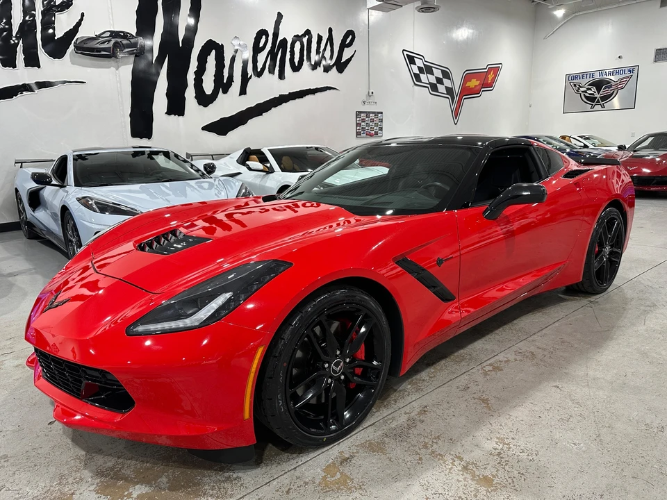 2015 Chevrolet Corvette - Image 18 of 31