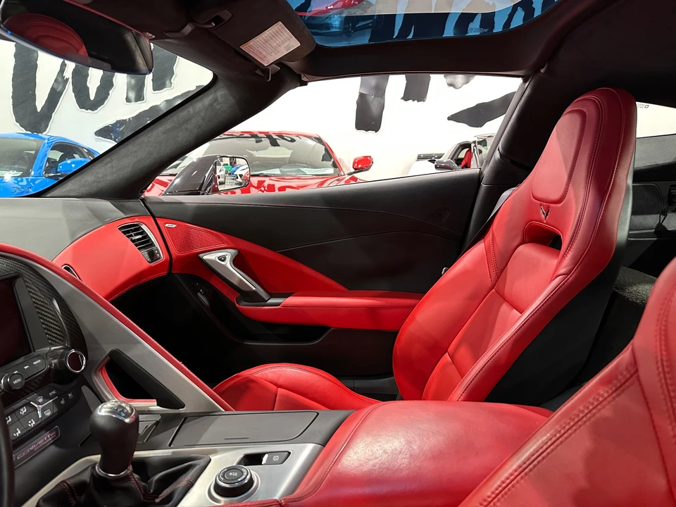 2015 Chevrolet Corvette C7 - Image 14 of 31
